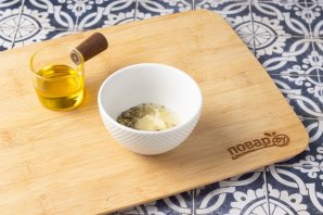 Соус для греческого салата в домашних условиях Соус для греческого салата в домашних условиях