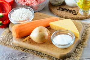 Фаршированные перцы в духовке половинками с сыром Фаршированные перцы в духовке половинками с сыром