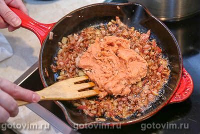 Лазанья с рыбным фаршем из лосося и жареным беконом Лазанья с рыбным фаршем из лосося и жареным беконом