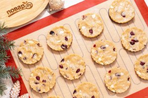 Новогоднее печенье с клюквой Новогоднее печенье с клюквой