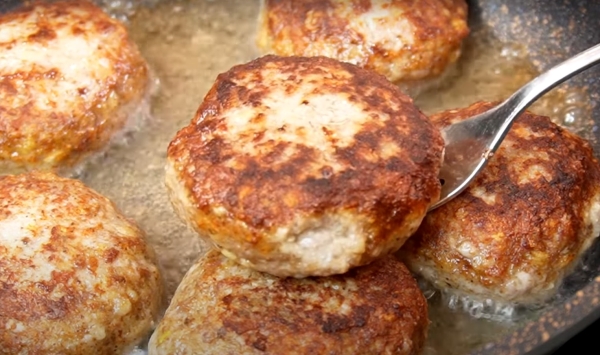 Если котлеты, то только так. Рецепт аппетитных и вкусных котлет Если котлеты, то только так. Рецепт аппетитных и вкусных котлет