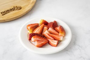 Смузи с клубникой Смузи с клубникой