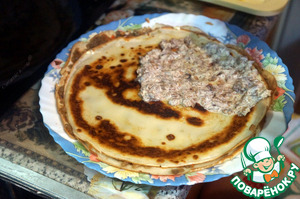 Блинный пирог с грибами