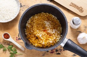 Рис с шафраном Рис с шафраном
