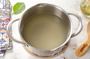 Суп со шпинатом и яйцом Суп со шпинатом и яйцом