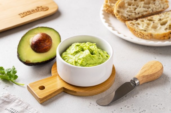 Авокадо с лимоном Авокадо с лимоном