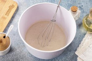 Дрожжевые оладушки на кефире