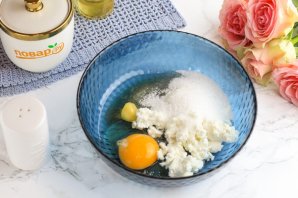 Медово-творожное печенье с орехами Медово-творожное печенье с орехами