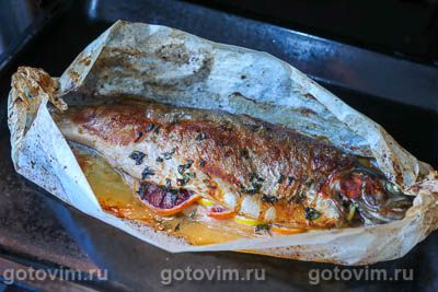 Форель с апельсинами, запеченная в пергаменте Форель с апельсинами, запеченная в пергаменте