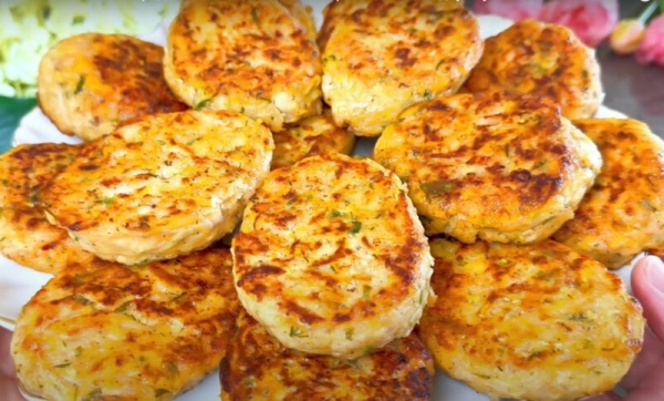 Блюдо из кабачков, которое я готовлю всю ночь и затем продаю на пляже. Вкусно и очень сытно