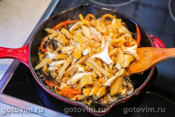 Овощное рагу с баклажанами и лисичками Овощное рагу с баклажанами и лисичками