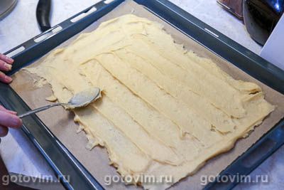 Заварной рулет с красной икрой и сырным кремом Заварной рулет с красной икрой и сырным кремом