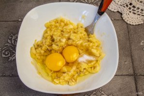 Пирог из овсянки без муки с бананами Пирог из овсянки без муки с бананами