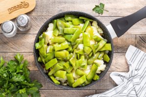 Зеленое лобио с картофелем Зеленое лобио с картофелем