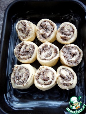 Булочки с грибами под сырной глазурью