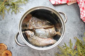 Двойная уха из щуки с пшеном Двойная уха из щуки с пшеном