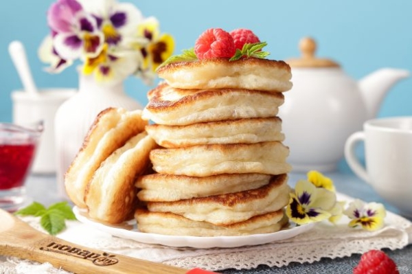 Дрожжевые оладушки на кефире