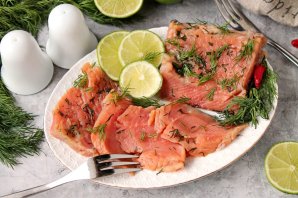 Как засолить горбушу в домашних условиях из замороженной рыбы Как засолить горбушу в домашних условиях из замороженной рыбы