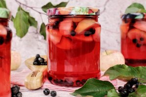 Компот из черноплодки с яблоками на зиму Компот из черноплодки с яблоками на зиму