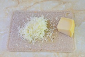 Сырный суп с копченостями Сырный суп с копченостями