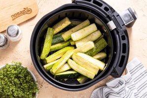 Кабачки в аэрогриле