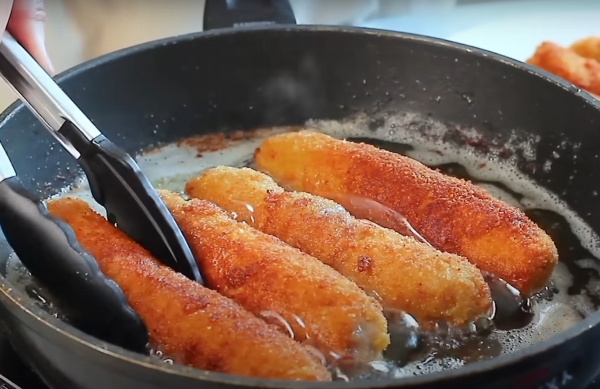 Рецепт свиных отбивных с нежной начинкой. Так легко приготовить Рецепт свиных отбивных с нежной начинкой. Так легко приготовить