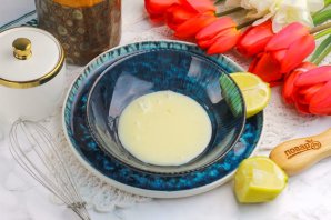 Глазурь для кулича из сгущенки Глазурь для кулича из сгущенки