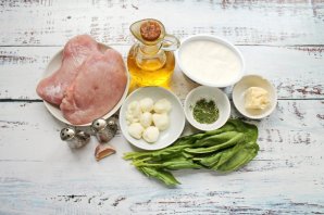 Грудка индейки со шпинатом и крем-чизом Грудка индейки со шпинатом и крем-чизом