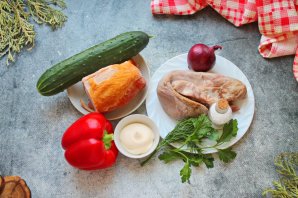 Салат с языком и курицей Салат с языком и курицей