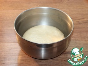 Пироги с мясным фаршем, овощами, соусом Пироги с мясным фаршем, овощами, соусом