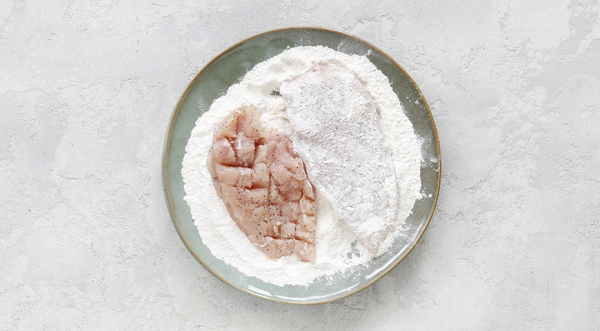 Быстрая куриная грудка в чесночно-медовом соусе, пошаговый рецепт с фото на 419 ккал Быстрая куриная грудка в чесночно-медовом соусе, пошаговый рецепт с фото на 419 ккал