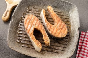 Форель жареная