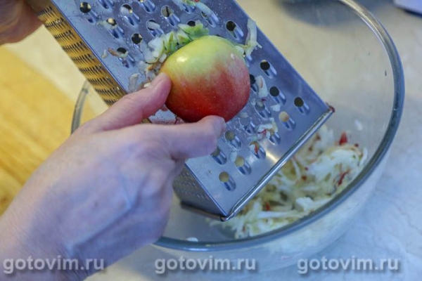 Рогалики с яблоками и орехами из теста на кефире Рогалики с яблоками и орехами из теста на кефире