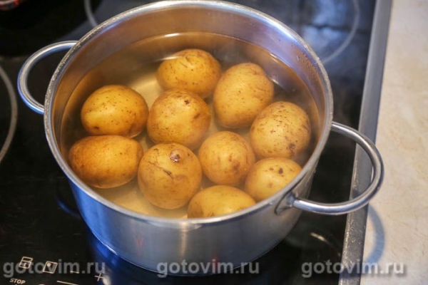 Запеченный картофель с корочкой из пармезана Запеченный картофель с корочкой из пармезана