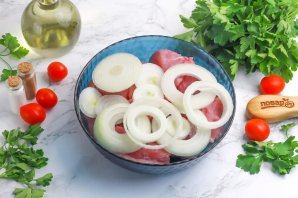 Шашлык из свинины в аэрогриле Шашлык из свинины в аэрогриле