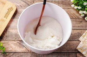 Торт из профитролей со сметанным кремом