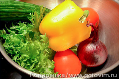 Утиная грудка с вишневым соусом