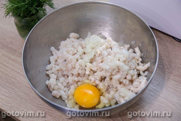 Котлеты из пикши с салом в мультиварке
