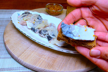 Маринованая скумбрия Маринованая скумбрия