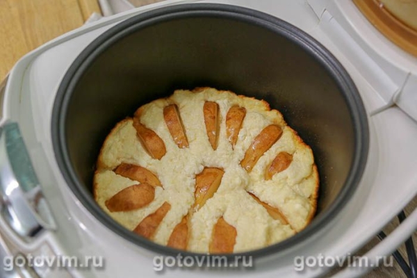 Творожная запеканка с грушей в мультиварке