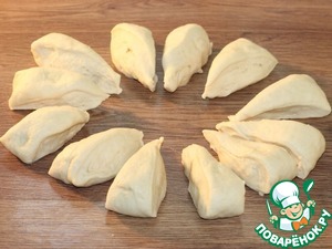 Пироги с мясным фаршем, овощами, соусом Пироги с мясным фаршем, овощами, соусом