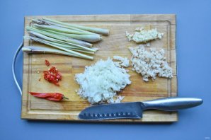 Суп "Том Ям" с лапшой Суп "Том Ям" с лапшой