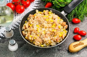 Рис в яичной обёртке "Омурайсу" Рис в яичной обёртке "Омурайсу"