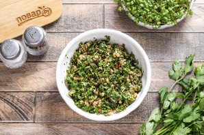 Баклажаны с чесноком и орехами