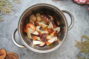 Грибной бульон Грибной бульон