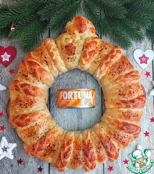 Пирог с тунцом и яйцом "Новогодний"