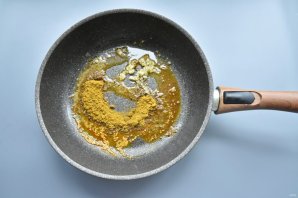 "Корма карри" с курицей "Корма карри" с курицей