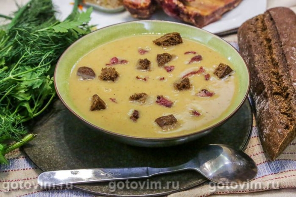 Гороховый суп с копченостями &laquo;Лондонский смог&raquo; (Pea soup &laquo;London smog&raquo;)