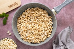 Арахисовая паста с инжиром Арахисовая паста с инжиром