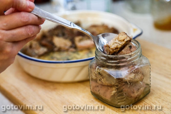 Тушенка из свинины по-тоскански